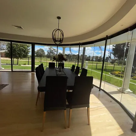 Luxury At Linthorpe Villa Yarrawonga Exterior photo