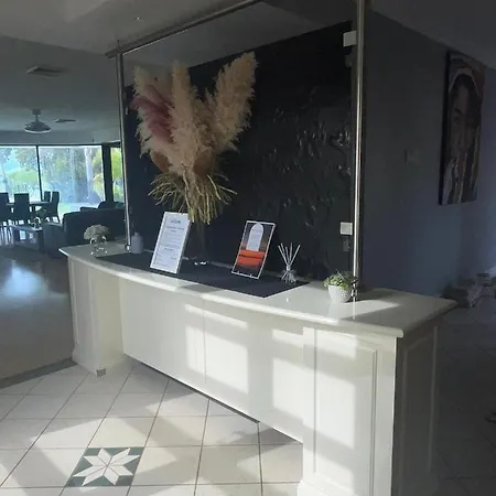 Luxury At Linthorpe Villa Yarrawonga Exterior photo